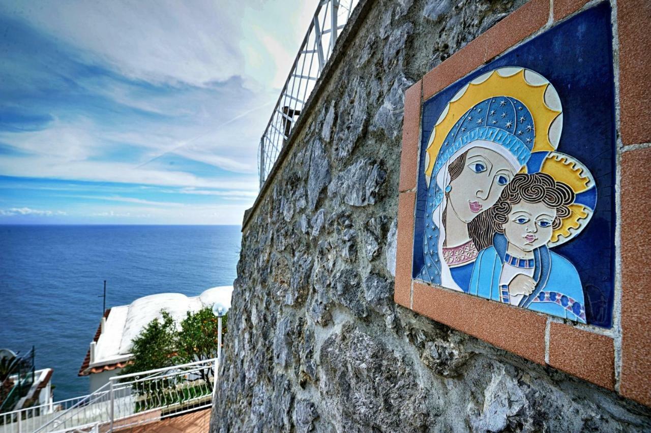 Chez Amelie Villa Amalfi Bagian luar foto