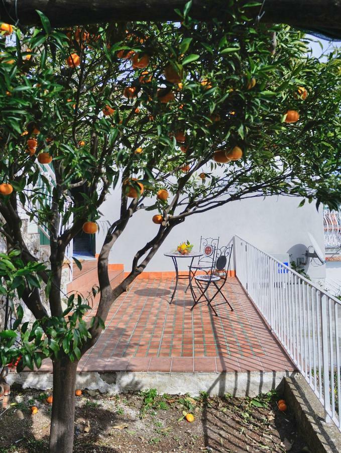 Chez Amelie Villa Amalfi Bagian luar foto
