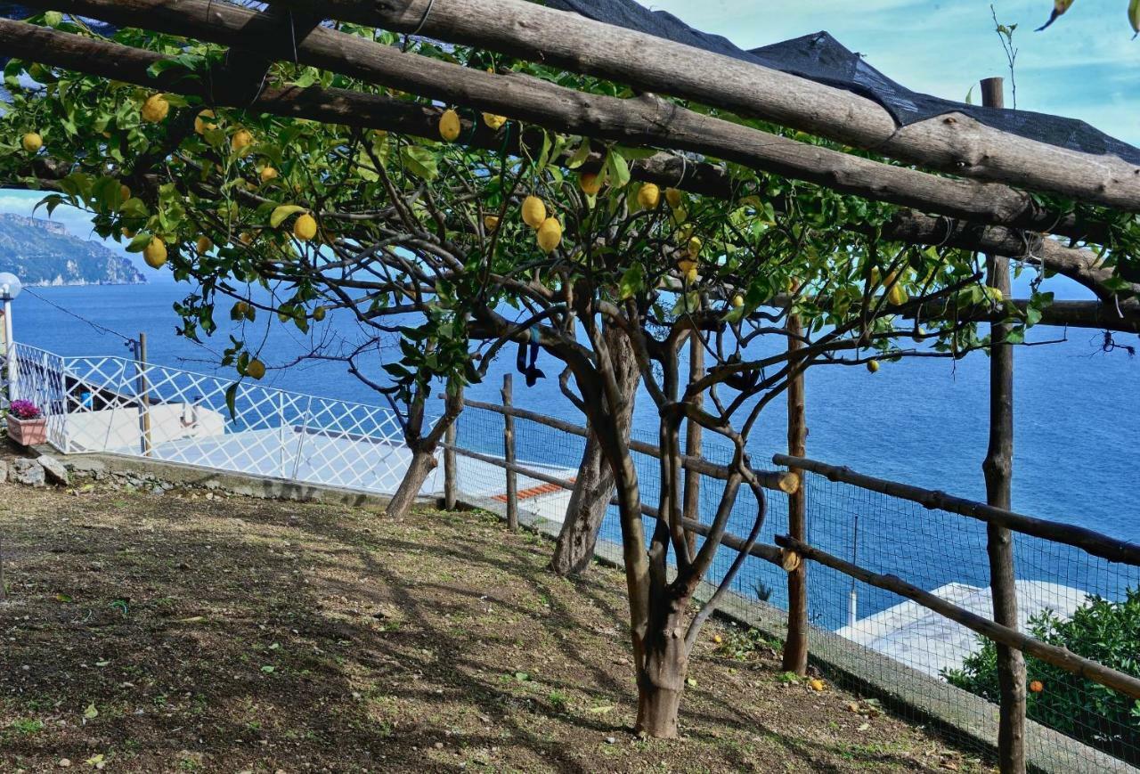 Chez Amelie Villa Amalfi Bagian luar foto